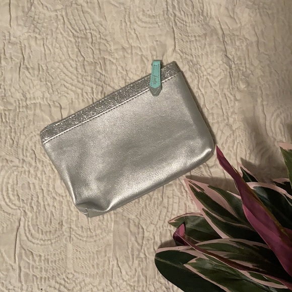 💕2/$25 💕 Jamberry & Ipsy | Mystery Self Care Kit - Picture 2 of 4